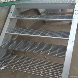 Steel Grating Solutions for Diverse Industrial & Commercial Applications应用7